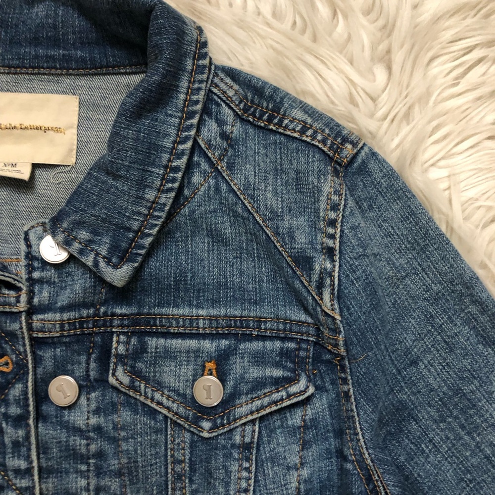 Pilcro Anthropologie Classic Button Down Blue Jean Denim Jacket size M - Picture 6 of 16